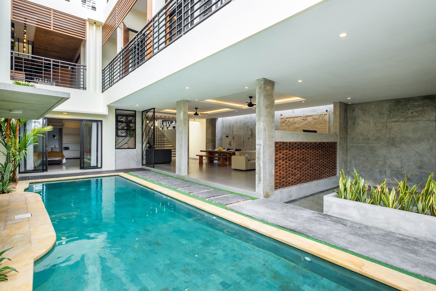 Bali Villa Management 1 